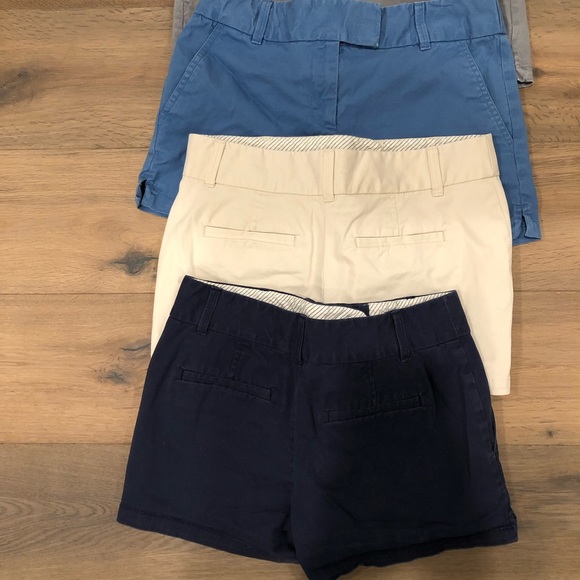 Lot of 4 Ann Taylor Loft Riviera shorts - Picture 2 of 3